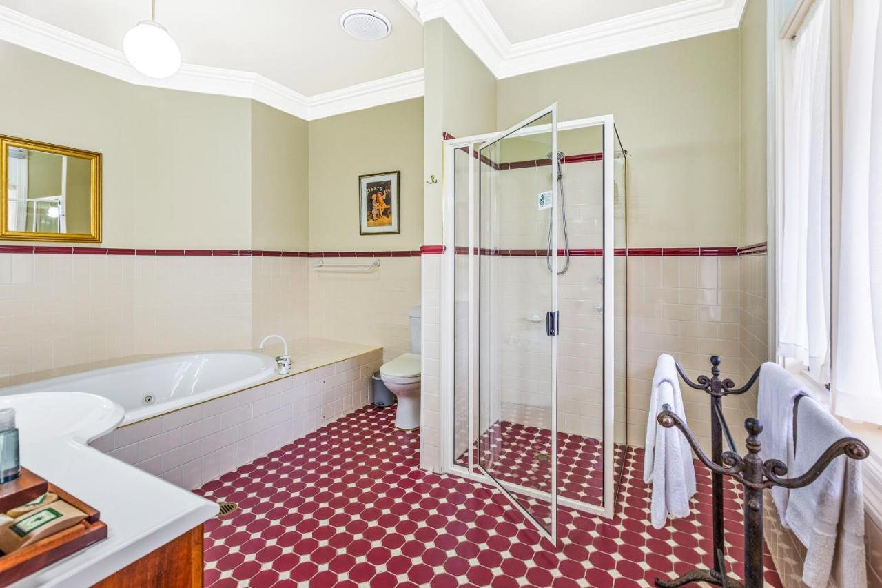 Bethany Manor B&B, Call Us For Cheapest Rates Леура Екстериор снимка