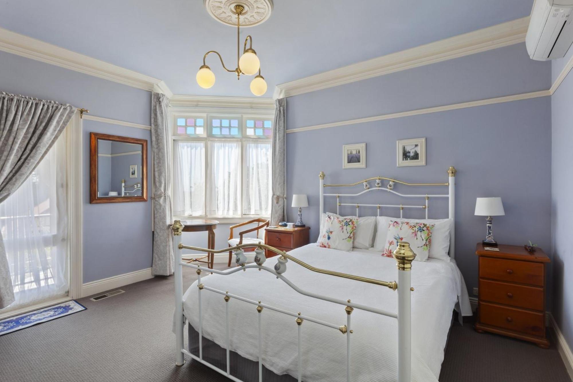 Bethany Manor B&B, Call Us For Cheapest Rates Леура Екстериор снимка